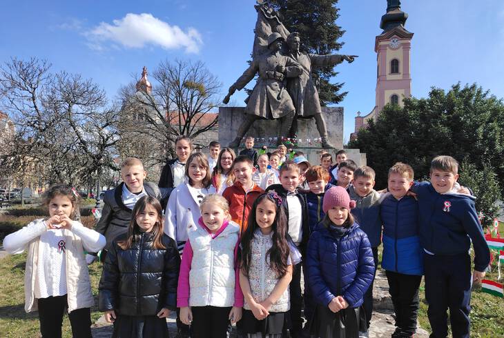 M�rciusi boldogs�g�r�k_Boldog Iskola program_3.a oszt�ly 