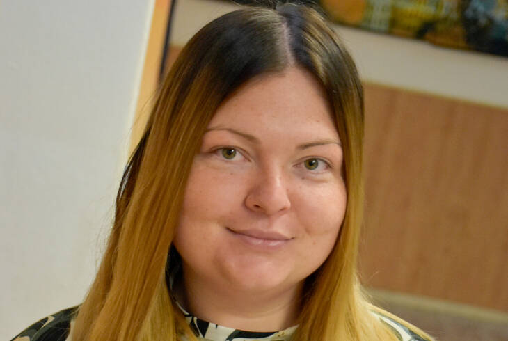 Leend� els�s tan�t�k bemutatkoz�sa_Szabados Bianka, tan�t�_1.b_norm�l tanrend� oszt�ly 