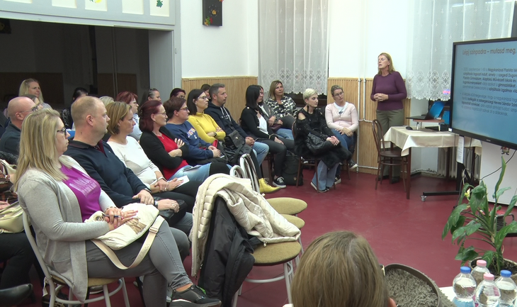 Plyavlasztsi szli rtekezletet a Zrnyiben 