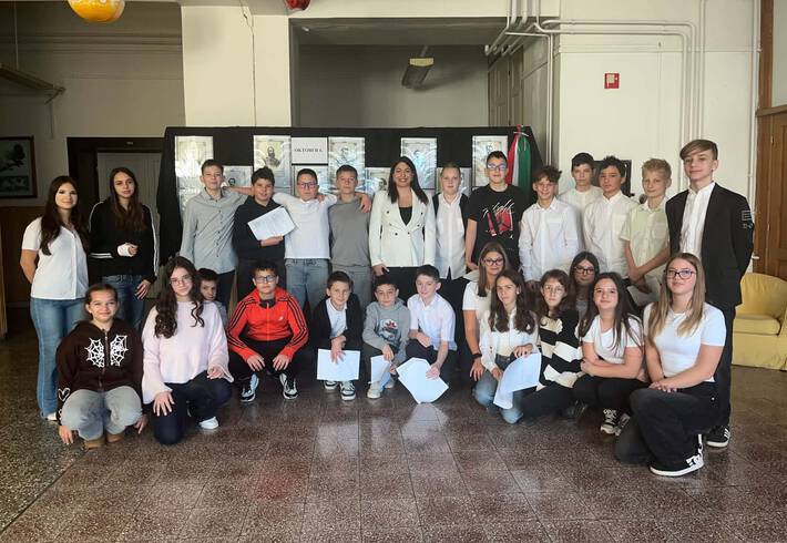 Okt�ber 6-i r�di�m�sor